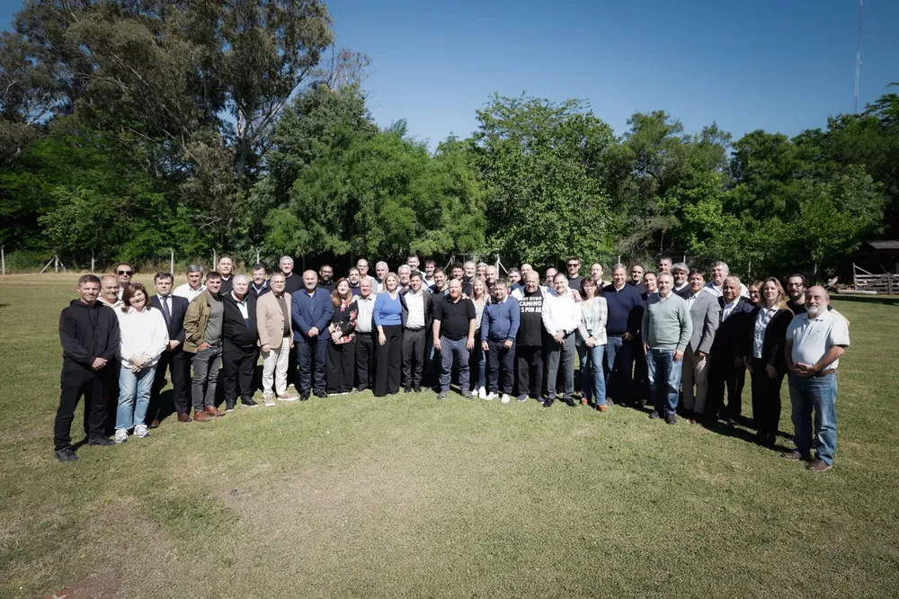 40 INTENDENTES axel1