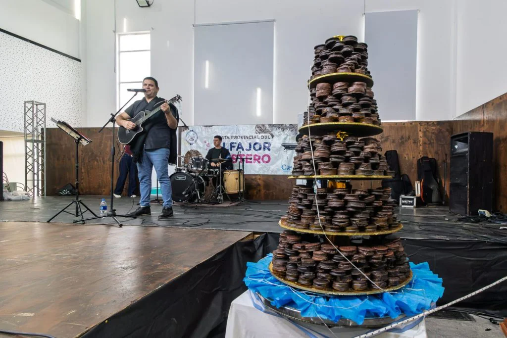 la fiesta del alfajor en el Multicultural de Mar de Ajó, todo un éxito
