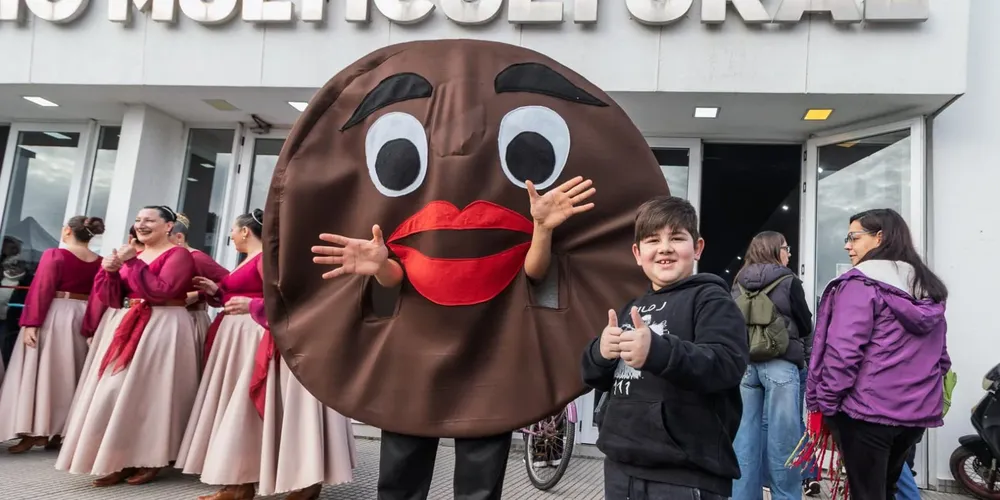 la fiesta Provincial del alfajor en el Multicultural de Mar de Ajó, todo un éxito.